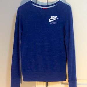 Women’s Nike Sweatshirt
